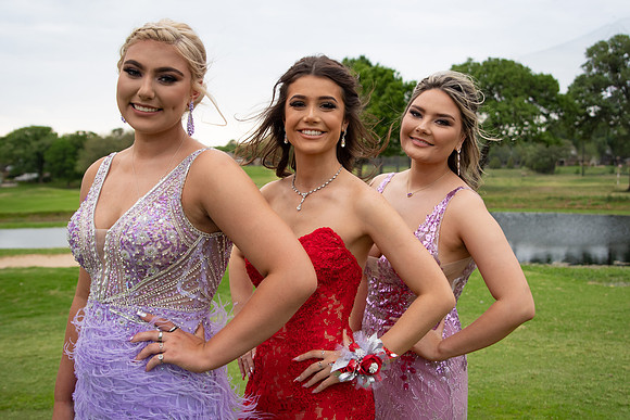 2022_Prom_G-16